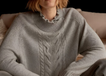 Tijdloze luxe: omarm de elegantie van herhaalde kasjmier gebreide kleding