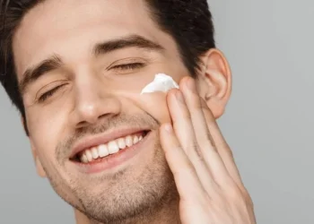 Men’s Skin & Bodycare Collection by Neal’s Yard Remedies