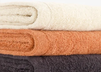 Werten Sie Ihr Badezimmer mit höchstem Komfort auf: Entdecken Sie CAWÖ Handtücher