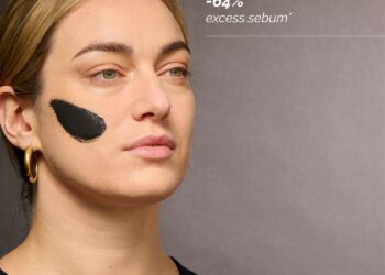 Unlocking the Secret to Radiant Skin: The Power of a Skincare Regimen