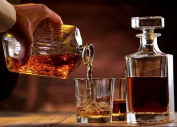 Explore the World of Canadian Whisky: A Journey Through Timeless Elegance and Distinct Flavors