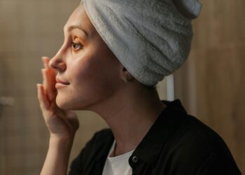 The Art of Skincare: How EviDenS de Beauté Serums Deliver Visible Results