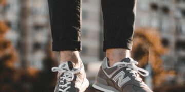 Migliora il tuo gioco di calzature con queste scarpe da ginnastica eleganti e comode