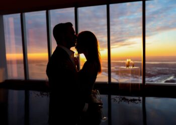 Love Elevated: Intimate Wedding & Proposal Packages at the Pinnacle of Elegance