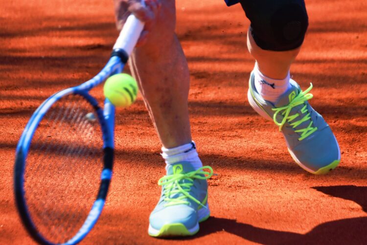 Entfesseln Sie Ihr Potenzial mit CenterCourt: Die ultimative Tennisschuh-Kollektion