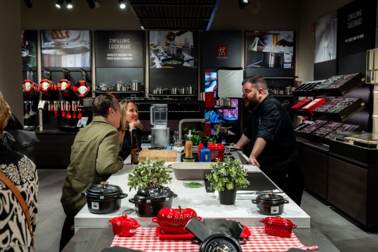 Mejora tu experiencia en la cocina con ZWILLING: Utensilios y Batería de Cocina Premium