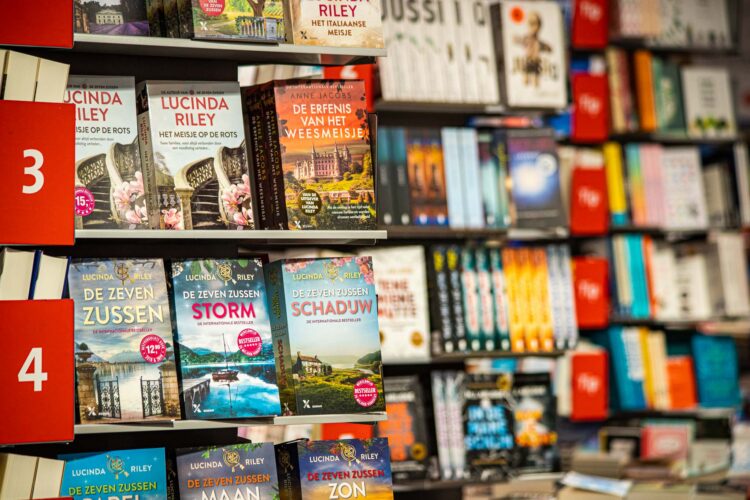 Invloedrijke Verhalen: Boeken die Informeren, Motiveren en Uitdagen
