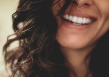 From Whitening to Gum Health: Spotlight Oral Care Leads the Way