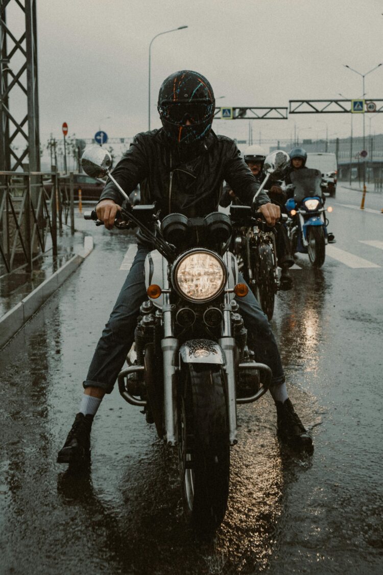 Les meilleures vestes pour l’équitation en hiver : Protection, chaleur et confort