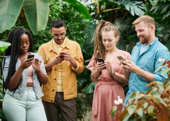 Beste mobiele abonnementen voor internationale roaming en onbeperkt bellen