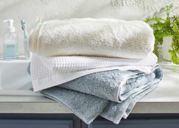 Lazy Panda Towels from SOCK SHOP: A Blend of Luxury and Sustainability