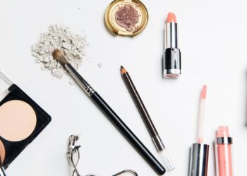 From Bare to Bold: Transform Your Look with Lookfantastic Makeup