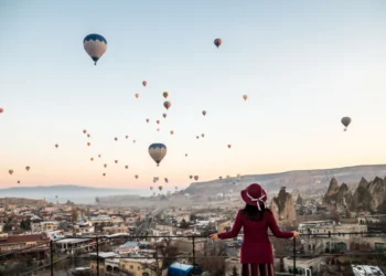 Assicurazione di viaggio essenziale per la massima tranquillità durante le tue avventure