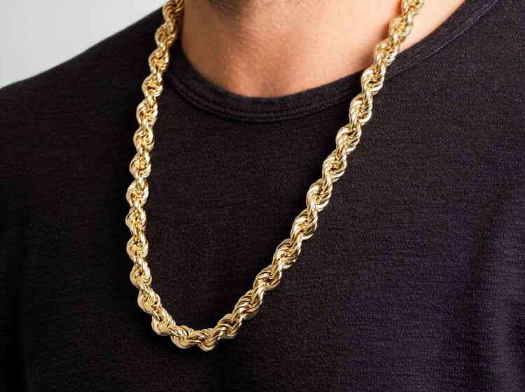 Descubre la Elegancia Asequible: ¡Explora la impresionante colección de collares de Cash Converters!