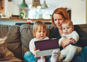 Healthy Digital Habits Start Here – Qustodio for Smarter Parenting