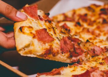 Discover the Best Frozen Pizzas for Convenience and Premium Taste