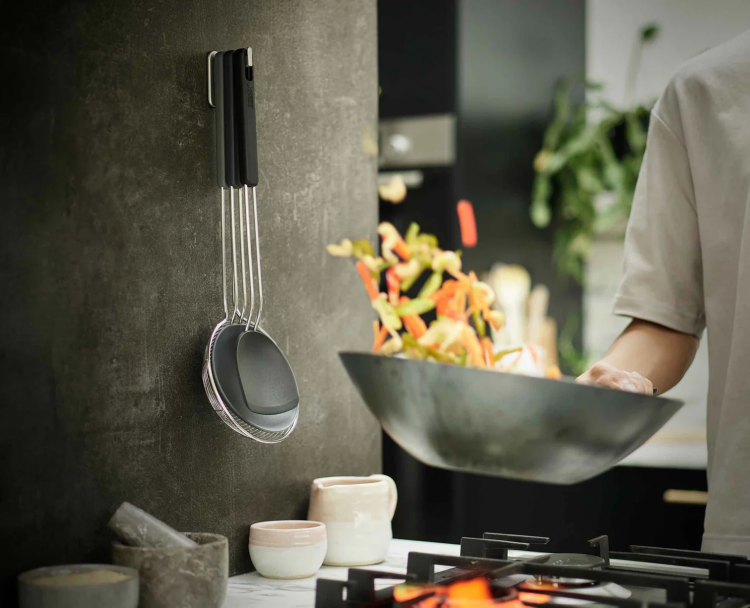 Revolutionizing Home Cooking – Smart, Stylish And Space-Saving Cookware by Joseph Joseph