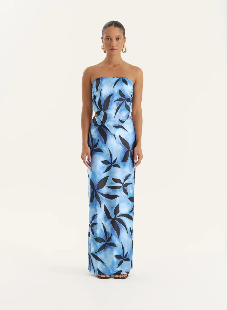 Pack Your Perfect Holiday Look with Hidden Palms at 4th and Reckless