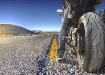Fahren Sie mit Zuversicht: Meistverkaufte Motorradreifen bei ReifenDirekt.at