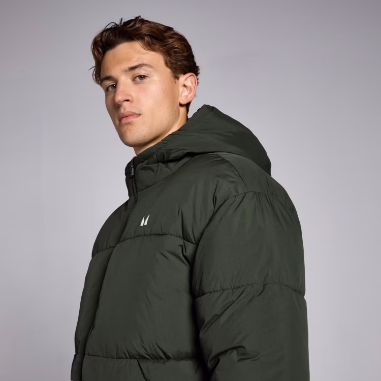 Découvrez le vêtement d’extérieur idéal : le style rencontre la performance dans chaque veste