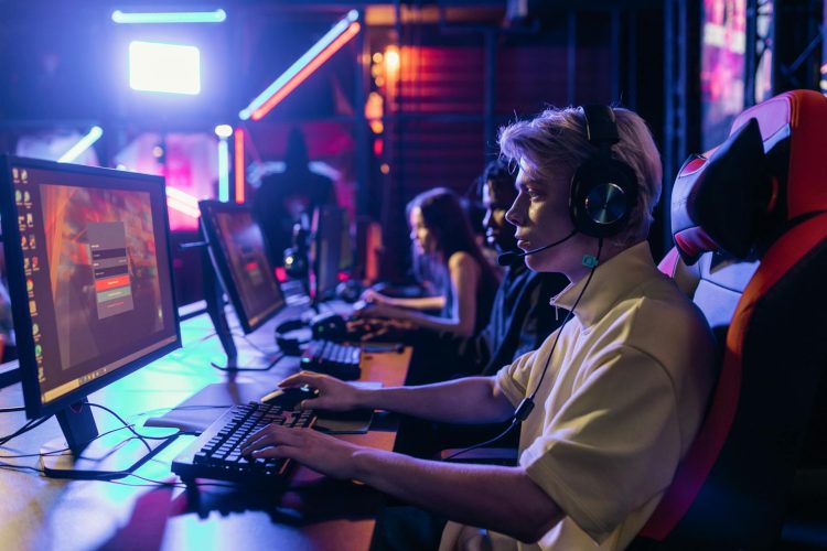 Discover the Best Monitors to Enhance Your Work, Play, and Viewing Needs