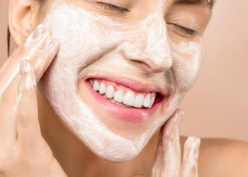 Moisturizers That Deliver Hydration and Protection for Healthy, Glowing Skin