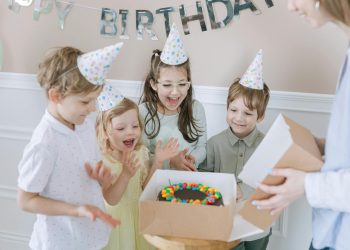 Protect Your Cakes with Premium Cake Box Packaging for Every Occasion