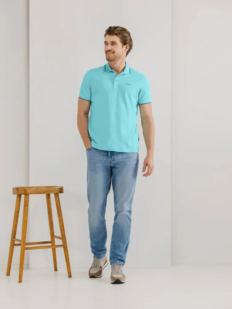Raffinierte Herrenmode neu interpretiert: Die saisonale Kollektion von Suitable