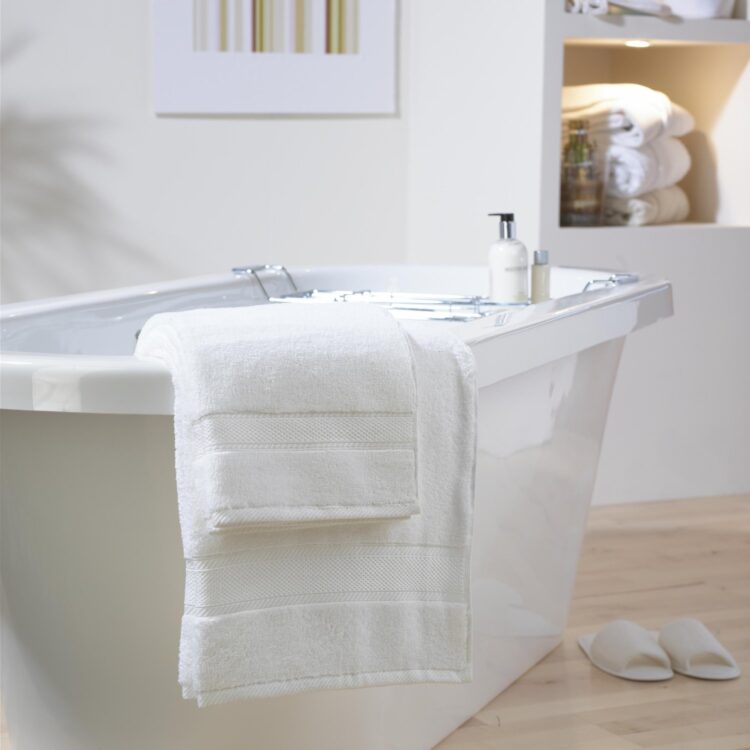 Transform Your Hospitality Linen with High-Quality Cotton Towels