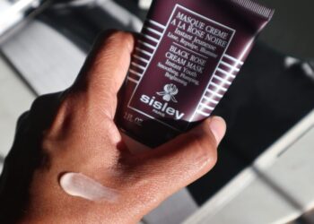 Sisley-Paris Masques pour le visage : Des soins ciblés pour l&rsquo;hydratation, l&rsquo;équilibre et la jeunesse