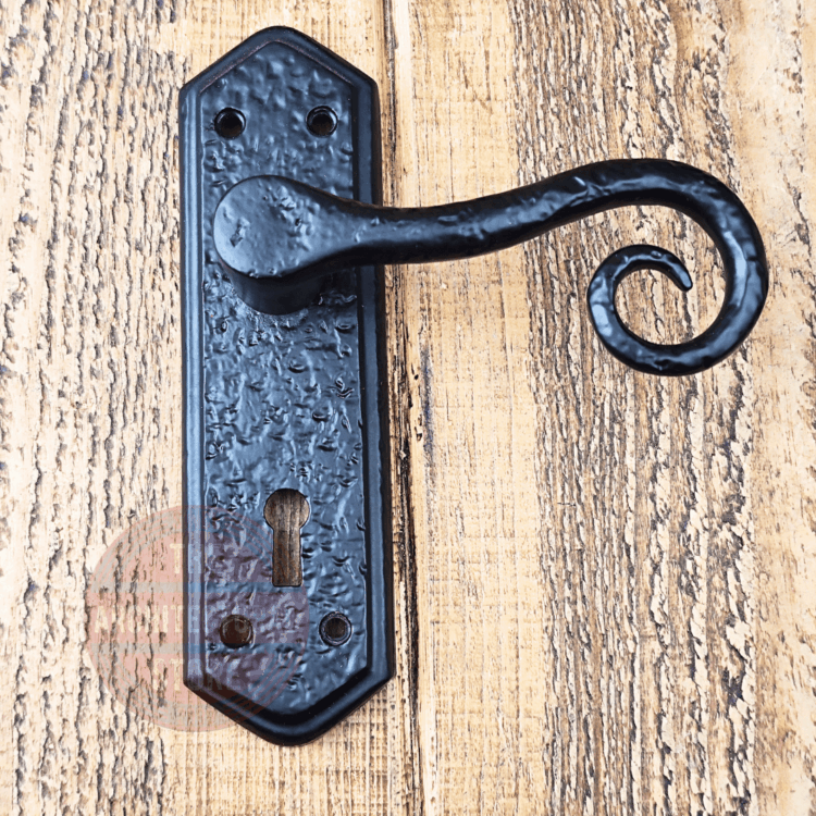Add Vintage Sophistication with HandleStore’s Black Antique Door Handles