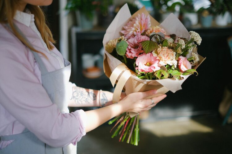 Explore Floral Artistry That Harmonises Freshness Elegance and Emotional Impact