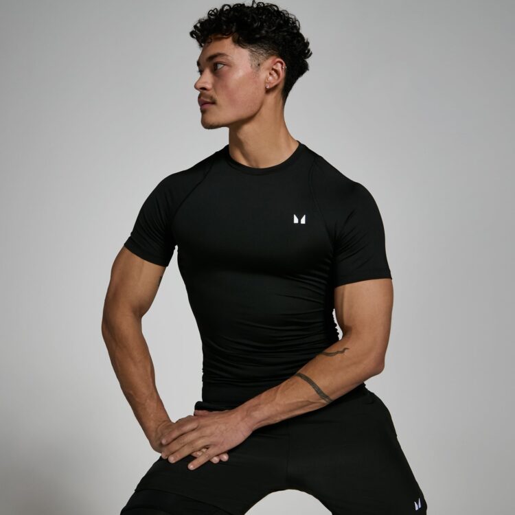Stay Cool, Dry, and Comfortable: The Ultimate Gym Tops from Myprotein