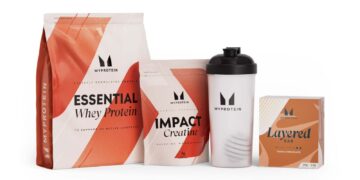 Bestsellery Myprotein: Najlepsze suplementy dla Twojej podróży fitness