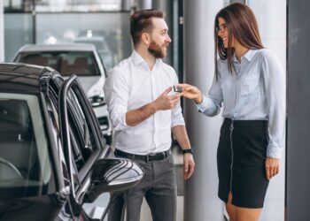Flessibilità e comfort: noleggia un’auto direttamente dalle principali stazioni ferroviarie italiane
