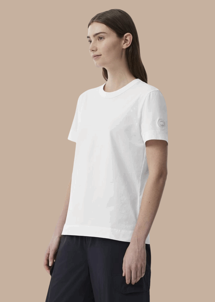 Find the Perfect Premium T-shirts for Women That Blends Superior Comfort with Sleek, Trendy Style