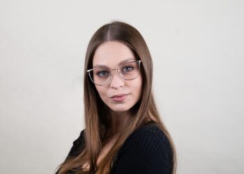 Ulepsz swój wygląd dzięki oszałamiającym oprawkom do okularów dla kobiet w Vision Express