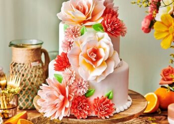 Elevate Your Baking Creations with Stunning Edible Flower Decorations for Every Occasion