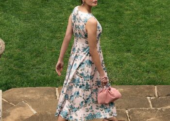 Timeless Elegance for Warm Days: Dresses That Move With You