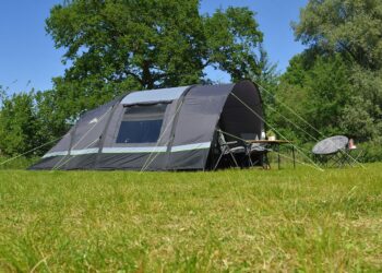 Tentes gonflables : une solution révolutionnaire pour des voyages de camping sans stress