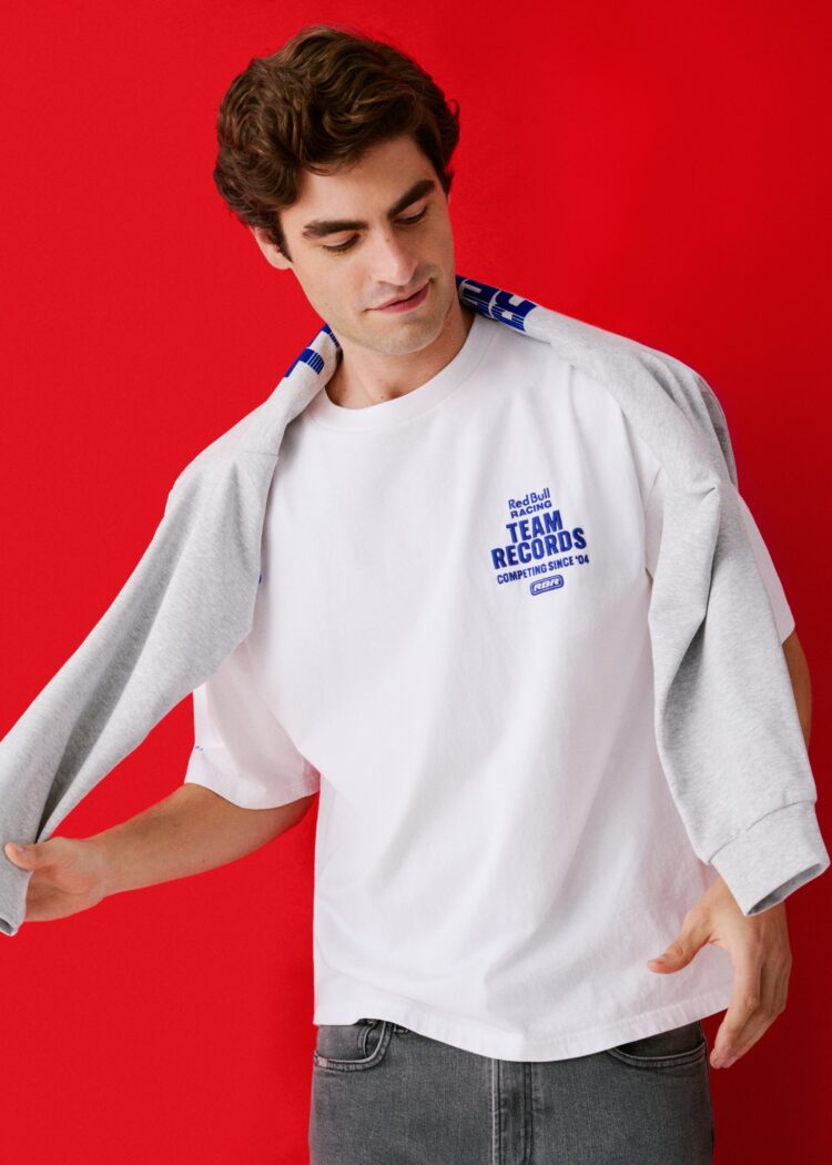 Effortless Style Meets Sustainability: The Ultimate Guide to PEPE JEANS Men’s T-Shirts