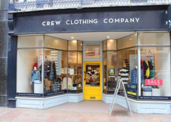 Crew Clothing – Timeless British Style Redefined With Coastal Heritage and Everyday Elegance
