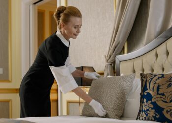 Entdecken Sie Düsseldorf und genießen Sie Komfort und Bequemlichkeit mit B&B HOTELS: Perfekt für jeden Reisenden