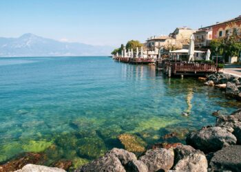Discover Europe’s Coastal Gems Through Scenic Ferry Travel Adventures