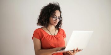 Najlepsze rozwiązania hostingowe WordPress dla małych firm i profesjonalistów