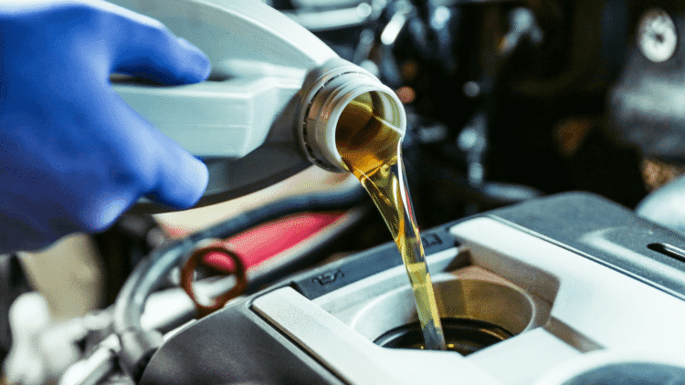 The Heartbeat of Your Car: Choosing the Right My Motor World’s Engine Oil for Peak Performance