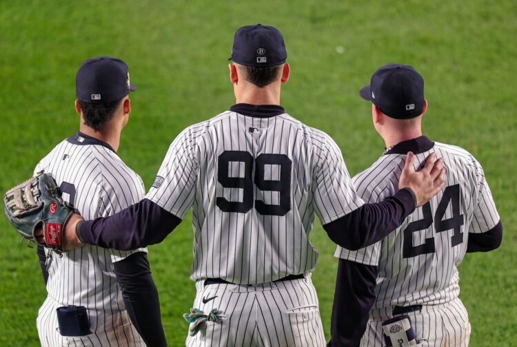 Celebrate the Legacy: New York Yankees Fan Gear & Collectibles