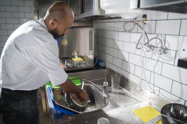Transform Dishwashing Into Effortless Brilliance With Complete Finish Solutions