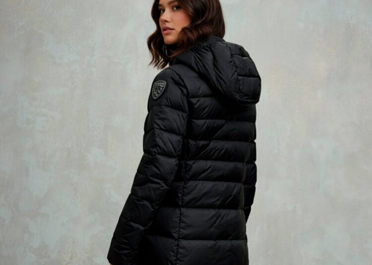 Restez au chaud avec style grâce à notre élégante collection de manteaux d&rsquo;hiver pour femmes