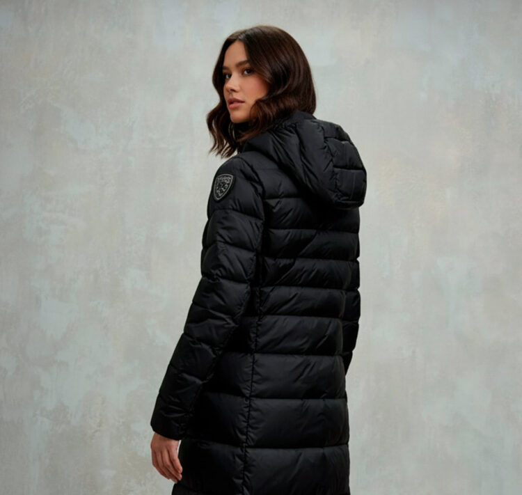 Restez au chaud avec style grâce à notre élégante collection de manteaux d&rsquo;hiver pour femmes
